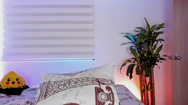 aldrinwhite online show from October 2025 05:02:02 PM