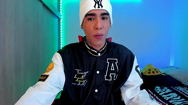 aldrinwhite online show from February 2026 05:18:02 PM