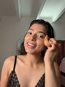 Snapshot of Chrishell_ chatting on March 2026 04:28:02 AM Chrishell online show from March 2026 04:28:02 AM