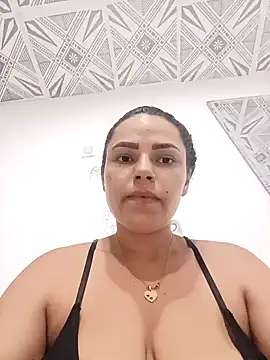 Mommy-Hot online show from March 2025 08:40:02 PM