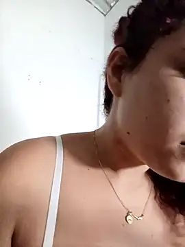 Mommy-Hot online show from April 2026 03:27:02 AM