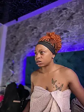 Snapshot of Melany_Williams chatting on November 2025 12:41:02 PM Melany Williams online show from November 2025 12:41:02 PM