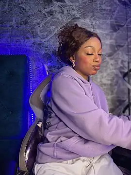 Melany Williams online show from March 2026 12:44:01 PM