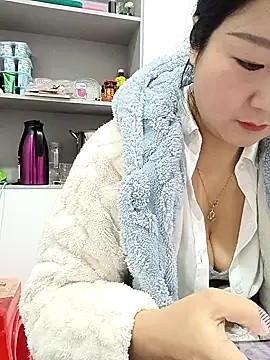 AHL756 online show from February 2025 05:53:01 AM