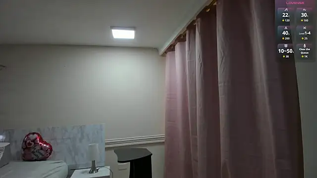 charolbruce 1 online show from February 2026 11:40:02 AM