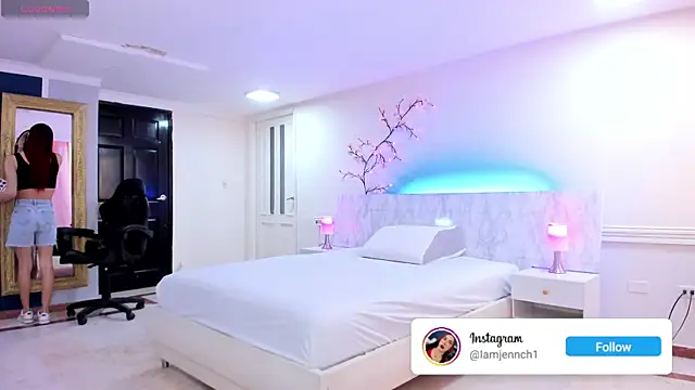 Snapshot of charolbruce_1 chatting on July 2026 12:08:02 PM charolbruce 1 online show from July 2026 12:08:02 PM