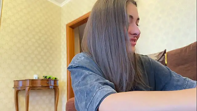 AmiCumOn online show from January 2025 09:08:02 AM