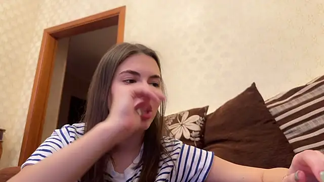 AmiCumOn online show from March 2025 10:07:02 AM