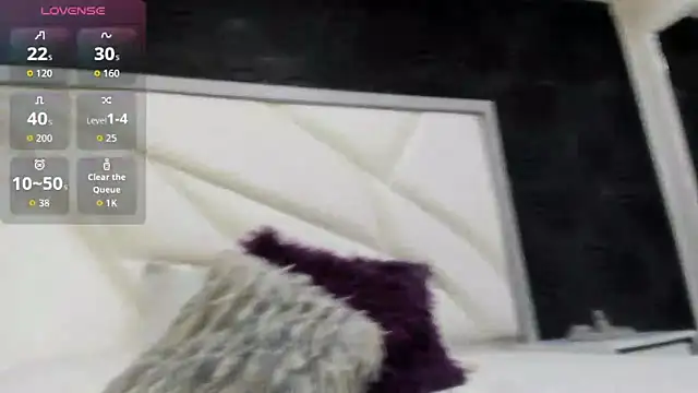 AbigailWilliams  online show from December 2025 11:18:01 AM