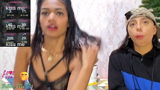 Snapshot of BarbieHotLaura chatting on January 2025 11:24:01 PM BarbieHotLaura online show from January 2025 11:24:01 PM