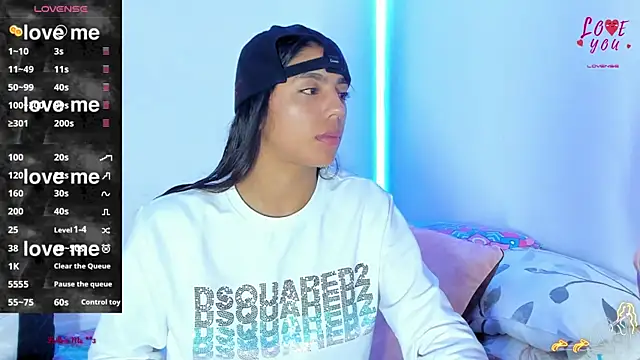 Snapshot of BarbieHotLaura chatting on January 2025 02:18:02 AM BarbieHotLaura online show from January 2025 02:18:02 AM