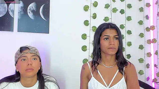 Snapshot of BarbieHotLaura chatting on February 2025 01:41:02 AM BarbieHotLaura online show from February 2025 01:41:02 AM