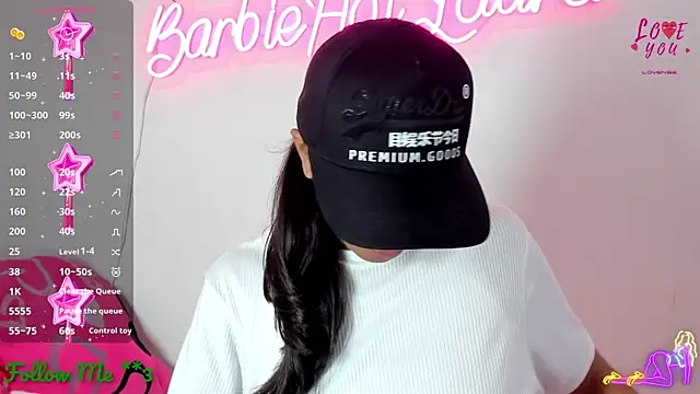 Snapshot of BarbieHotLaura chatting on March 2025 06:11:02 PM BarbieHotLaura online show from March 2025 06:11:02 PM