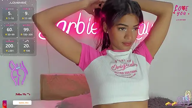 Snapshot of BarbieHotLaura chatting on September 2025 10:00:01 PM BarbieHotLaura online show from September 2025 10:00:01 PM