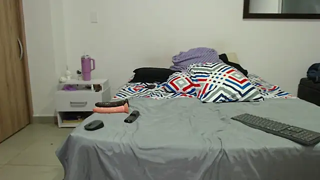 Snapshot of AnnieRoss69 chatting on October 2025 11:16:02 PM AnnieRoss69 online show from October 2025 11:16:02 PM