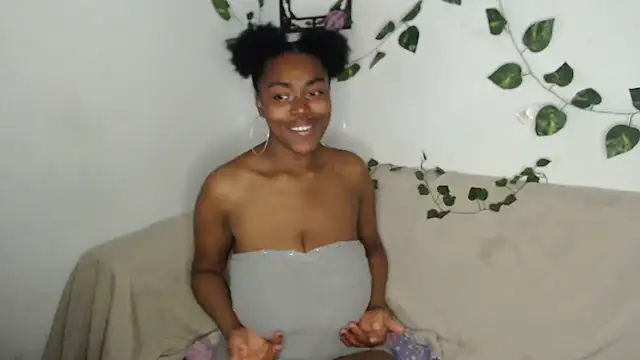 lyssyhorny online show from September 2025 01:21:01 AM