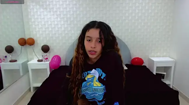 charlotte 0309 online show from February 2025 06:33:01 AM