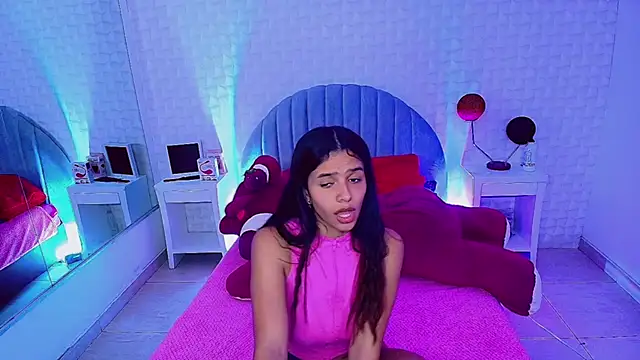 charlotte 0309 online show from February 2026 06:40:02 AM