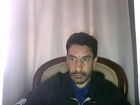 elkike1980 online show from May 2026 02:45:01 PM