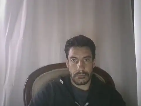 elkike1980 online show from May 2026 04:37:01 PM
