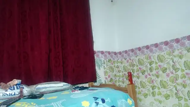 brillanteculo18 online show from January 2025 10:51:01 PM