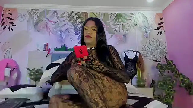 Snapshot of bigblacktransxxx chatting on October 2025 12:34:02 PM bigblacktransxxx online show from October 2025 12:34:02 PM