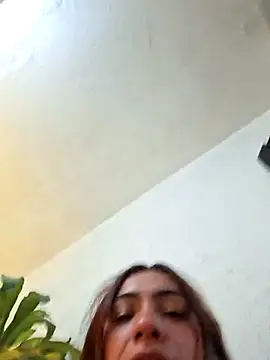 Snapshot of emmily_d chatting on February 2025 07:10:01 PM emmily d online show from February 2025 07:10:01 PM