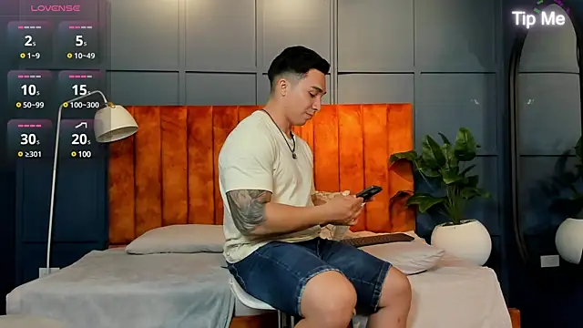 Ryan Hunt online show from February 2025 03:51:02 PM