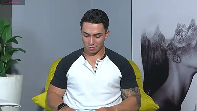 Ryan Hunt online show from September 2025 06:11:02 PM