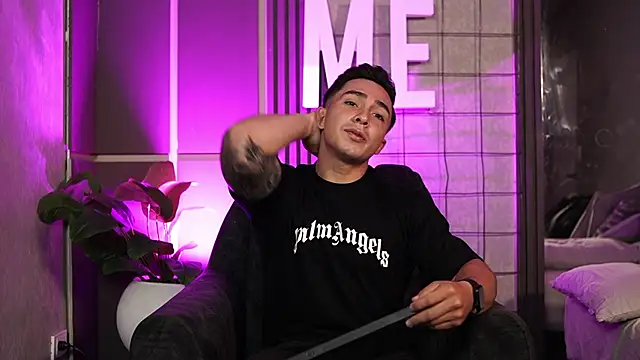 Ryan Hunt online show from October 2025 07:47:01 PM