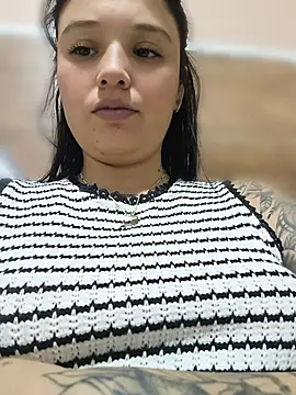 LorenRosse online show from July 2026 11:42:01 PM