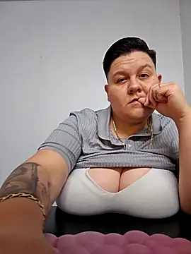 DevilDahm online show from February 2025 11:52:02 PM