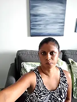 Snapshot of Sensual_indian7 chatting on March 2025 03:40:01 PM Sensual indian7 online show from March 2025 03:40:01 PM