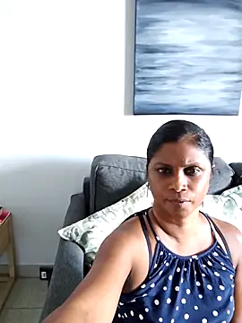 Snapshot of Sensual_indian7 chatting on March 2025 03:24:02 PM Sensual indian7 online show from March 2025 03:24:02 PM