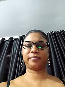 Snapshot of Sensual_indian7 chatting on October 2025 01:09:01 PM Sensual indian7 online show from October 2025 01:09:01 PM