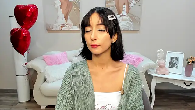 Snapshot of NicoleLimp chatting on February 2025 06:30:01 AM NicoleLimp online show from February 2025 06:30:01 AM