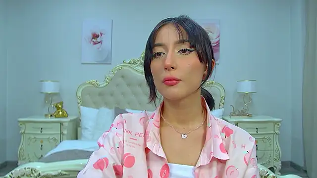 Snapshot of NicoleLimp chatting on March 2025 03:48:01 PM NicoleLimp online show from March 2025 03:48:01 PM