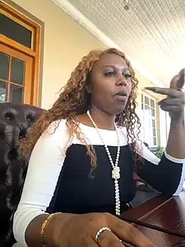 YourDreamLady22 online show from January 2025 12:11:02 PM