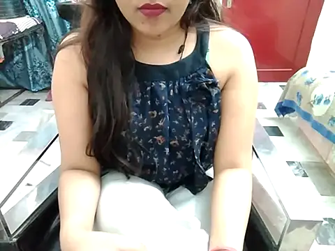 Snapshot of aarushi_sharmaa chatting on March 2025 12:22:02 PM aarushi sharmaa online show from March 2025 12:22:02 PM