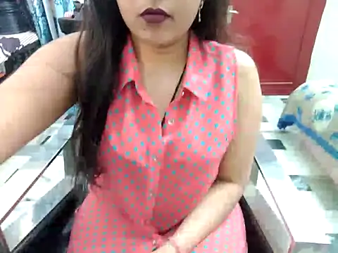 Snapshot of aarushi_sharmaa chatting on March 2025 12:20:01 PM aarushi sharmaa online show from March 2025 12:20:01 PM