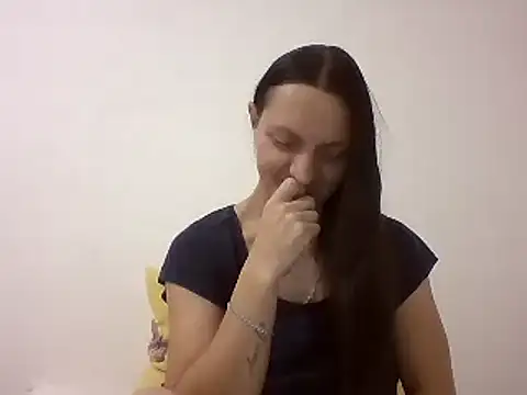 Snapshot of Vimed19 chatting on December 2024 05:15:02 PM Vimed19 online show from December 2024 05:15:02 PM