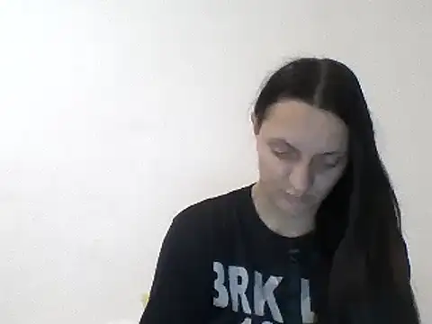 Snapshot of Vimed19 chatting on December 2024 05:52:02 PM Vimed19 online show from December 2024 05:52:02 PM