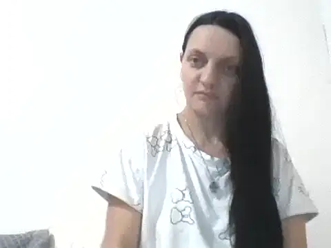 Snapshot of Vimed19 chatting on February 2025 07:52:01 PM Vimed19 online show from February 2025 07:52:01 PM