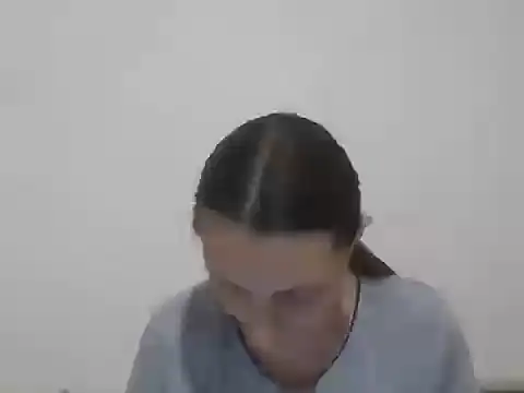 Snapshot of Vimed19 chatting on November 2025 06:41:04 PM Vimed19 online show from November 2025 06:41:04 PM