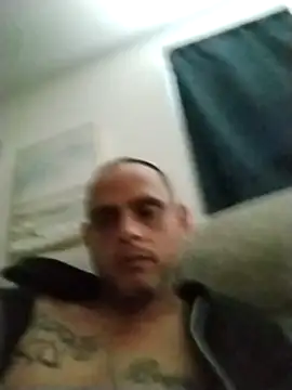 Buffshagswell online show from March 2025 08:25:01 PM