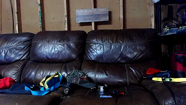 Buffshagswell online show from September 2025 05:46:02 PM