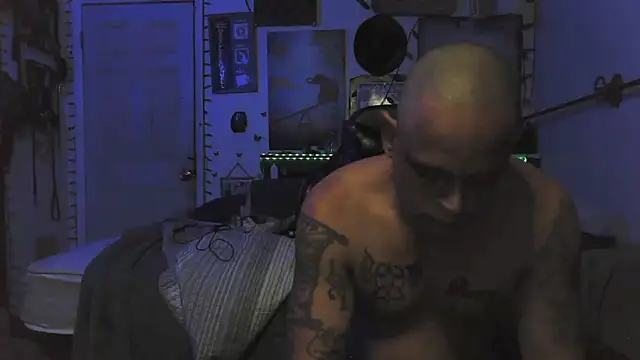 Snapshot of Buffshagswell chatting on March 2026 11:55:02 PM Buffshagswell online show from March 2026 11:55:02 PM