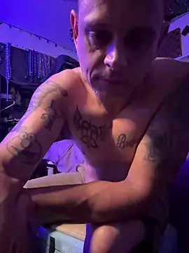 Snapshot of Buffshagswell chatting on March 2026 04:10:01 PM Buffshagswell online show from March 2026 04:10:01 PM