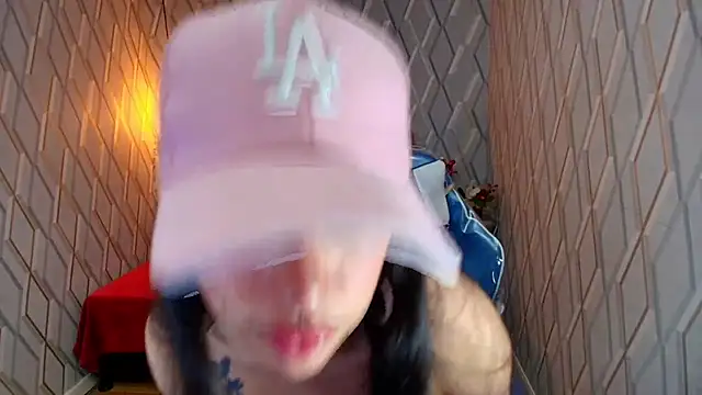 Snapshot of Angelchristix chatting on December 2025 12:43:02 PM Angelchristix online show from December 2025 12:43:02 PM