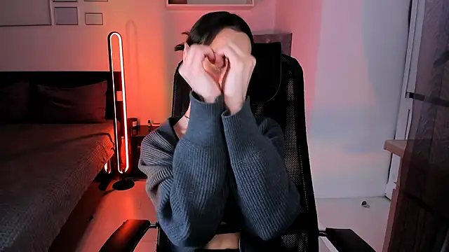 Snapshot of unaericaabistrong chatting on April 2026 07:51:02 PM unaericaabistrong online show from April 2026 07:51:02 PM